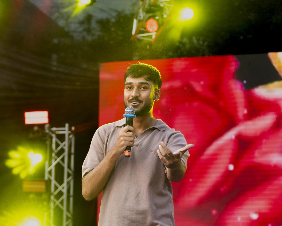 तन्मय गुरुराज.